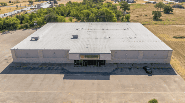 Industrial Property for Lease or Sale - 109 Garrett Morris Pkwy, Mineral Wells, TX, 76067