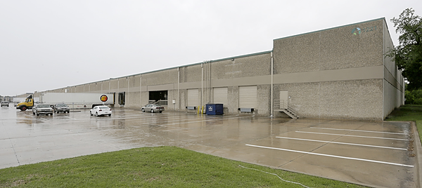 Industrial Space for Lease - 1221 Champion Cir, Carrollton, TX, 75006-6854, Suite 103