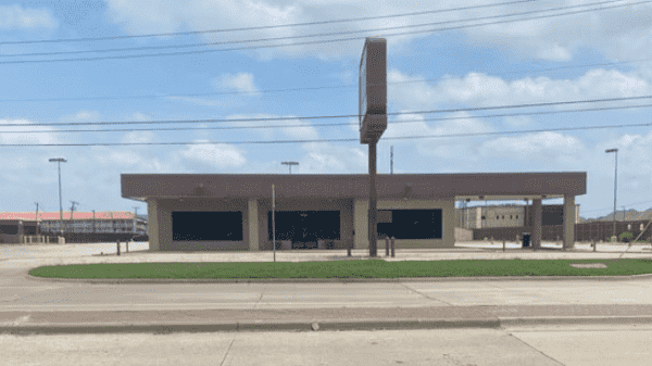 Industrial Space for Lease - 7650 Esters Blvd, Irving, TX, 75063