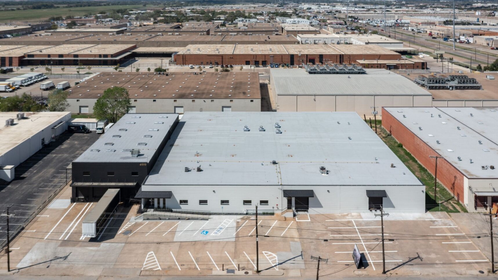 Industrial Property for Lease or Sale - 4919 Woodall St, Dallas, Texas, 75247 (1)