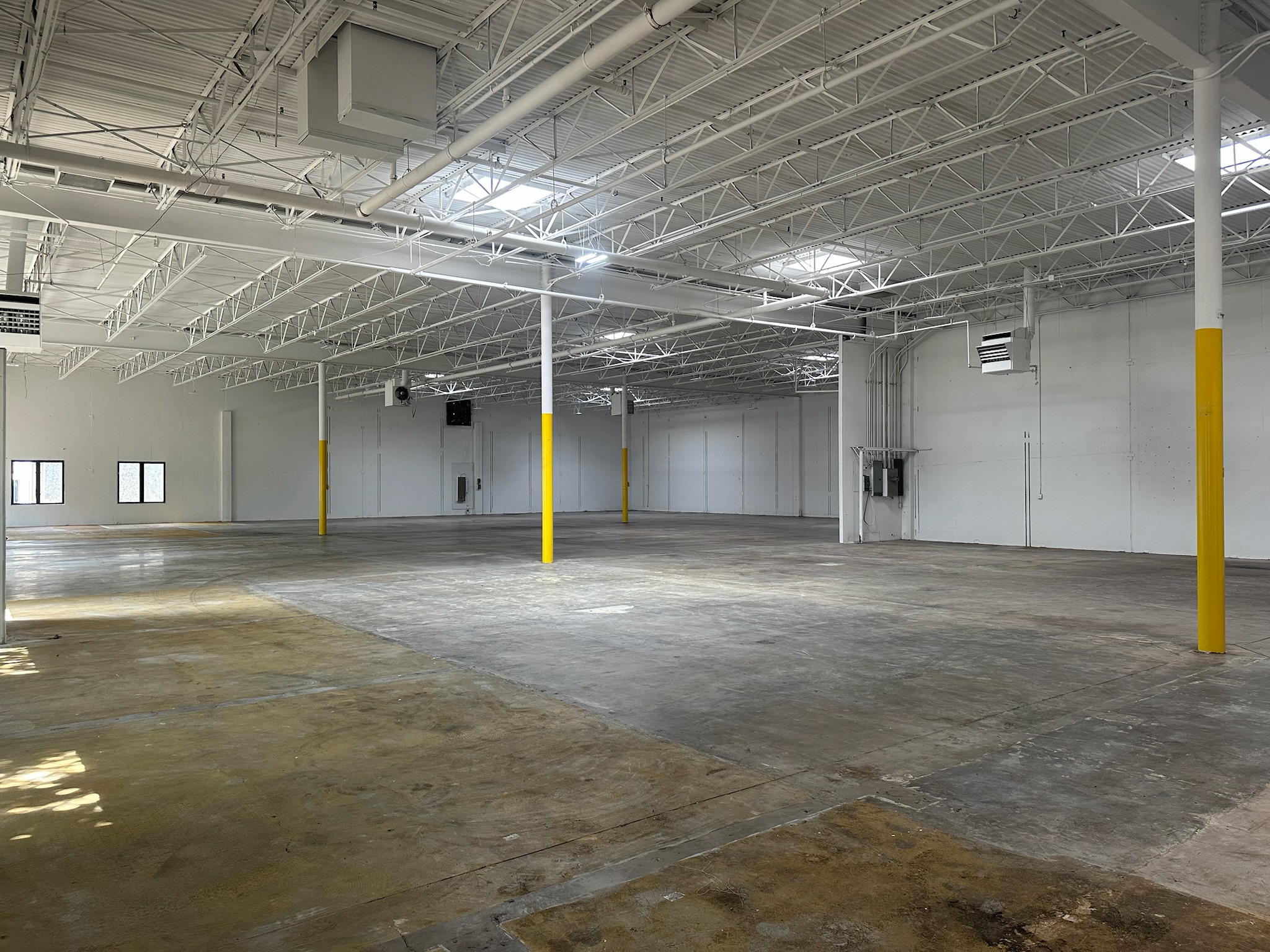 Industrial Property for Lease - 10945-10947 Alder Cir, Dallas, Texas, 75238-1354 (5)