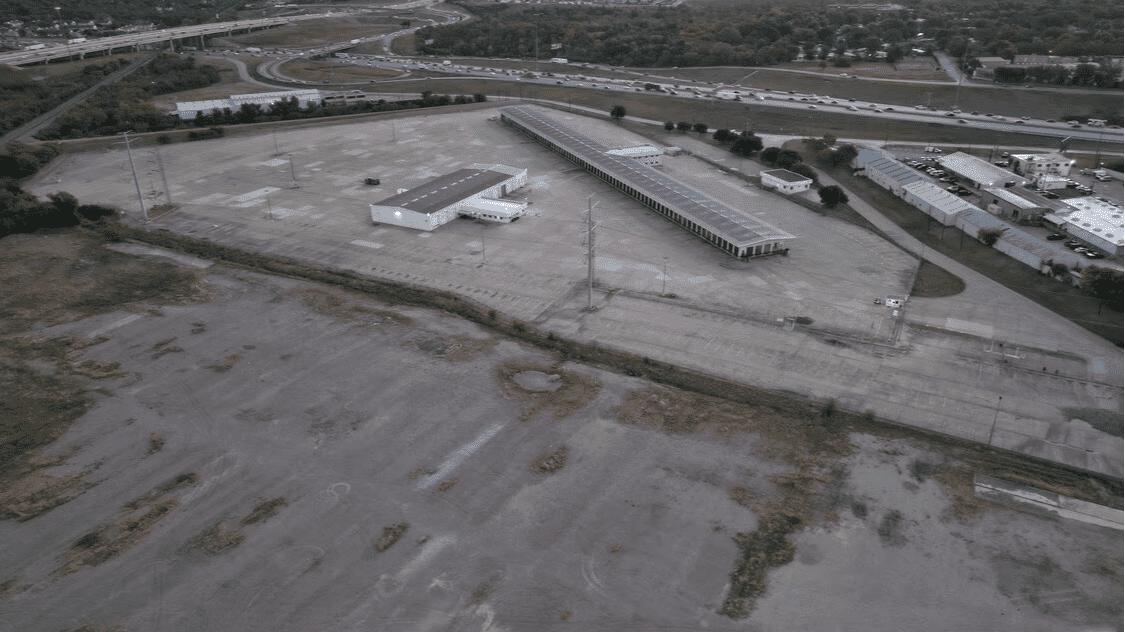 Industrial Property for Lease - 1501 N Walton Walker Blvd, Dallas, Texas, 75211 (1)