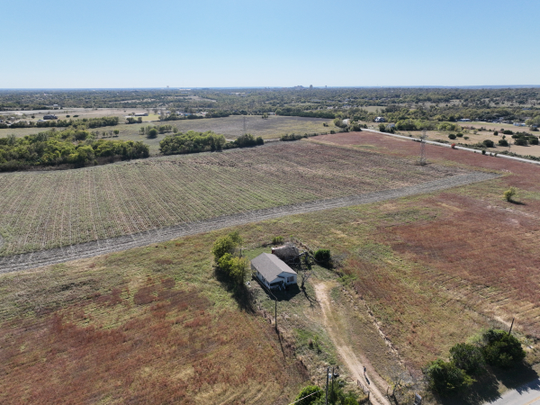 Land for Sale - 1419 E Young Ave, Temple, Texas, 76501 (2)