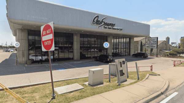 Industrial Space for Lease - 2682 Forest Ln, Dallas, TX, 75234