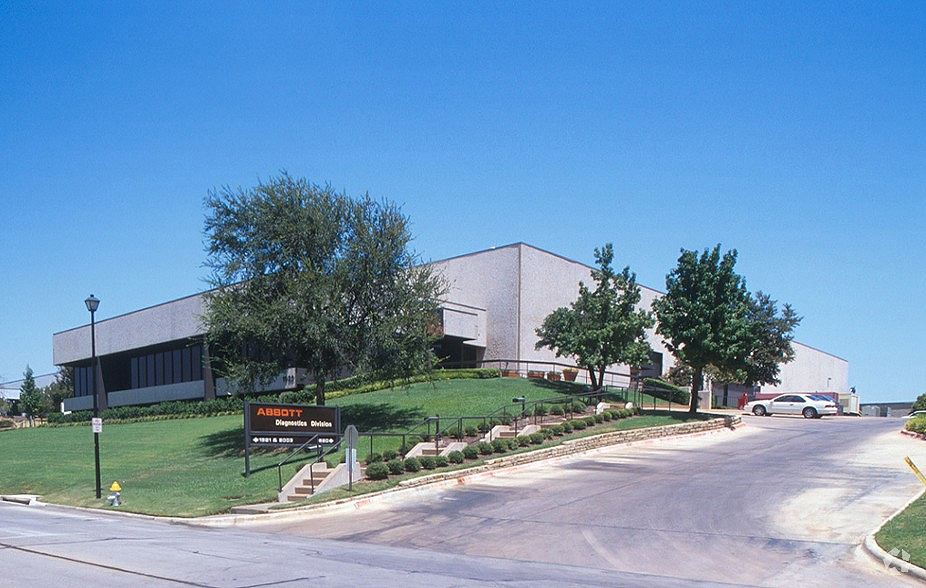 Industrial Property for Lease - 1920 Hurd Dr, Irving, Texas, 75038 (2)