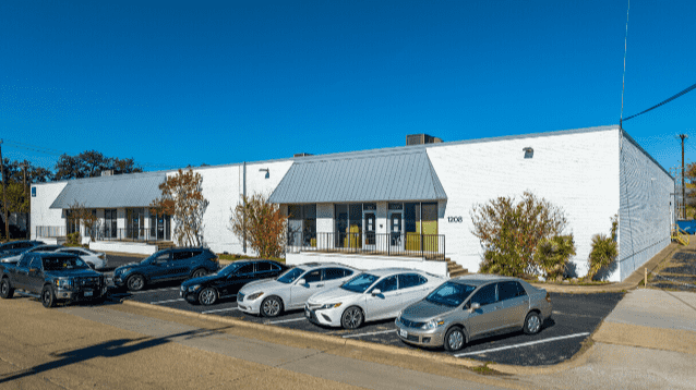 Industrial Property for Lease - 1208-1216 Tappan Cir, Carrollton, Texas, 75006 (1)