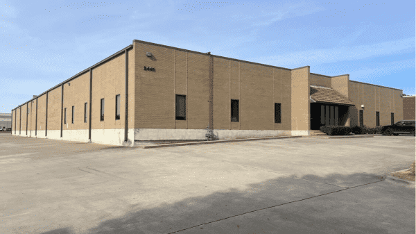 Industrial Space for Lease - 2441 Midway Rd, Carrollton, TX, 75006