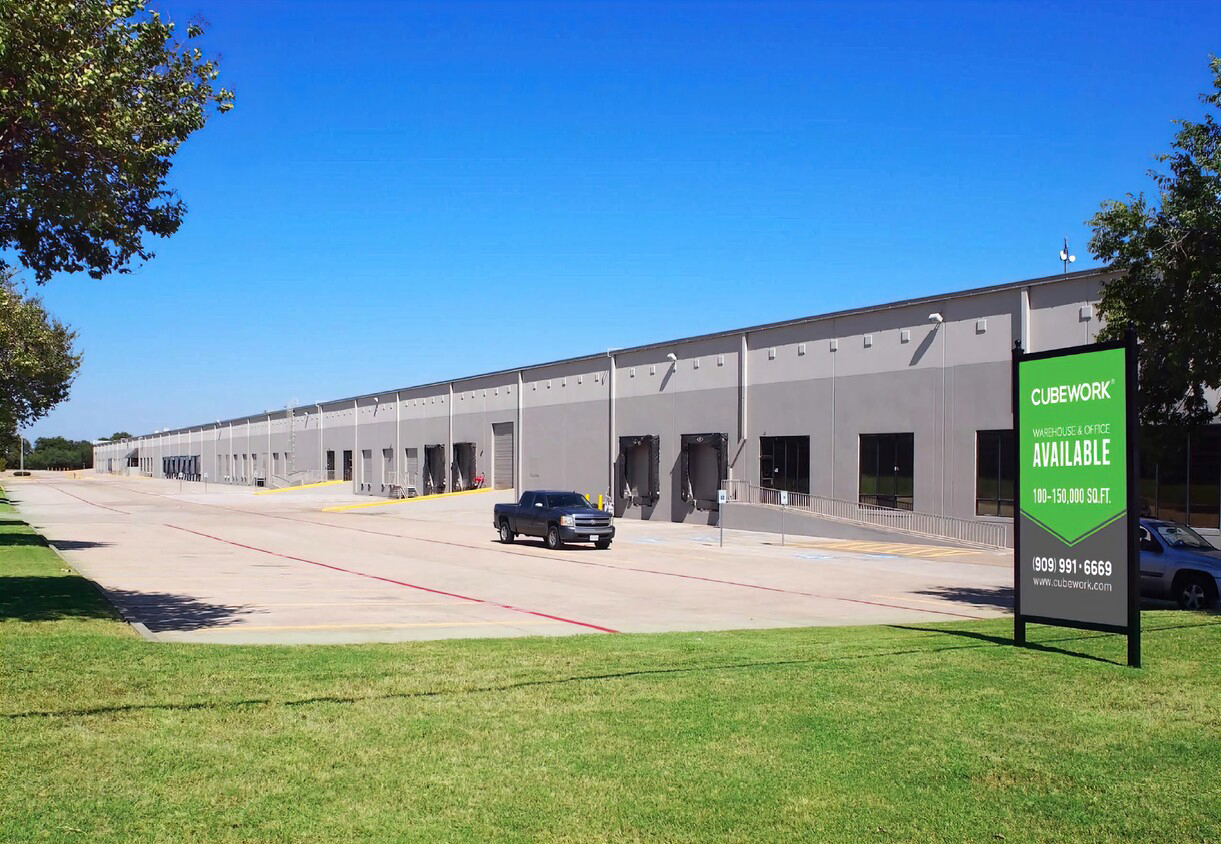 Industrial Property for Lease - 850 Northlake Dr, Coppell, Texas, 75019-4713 (1)
