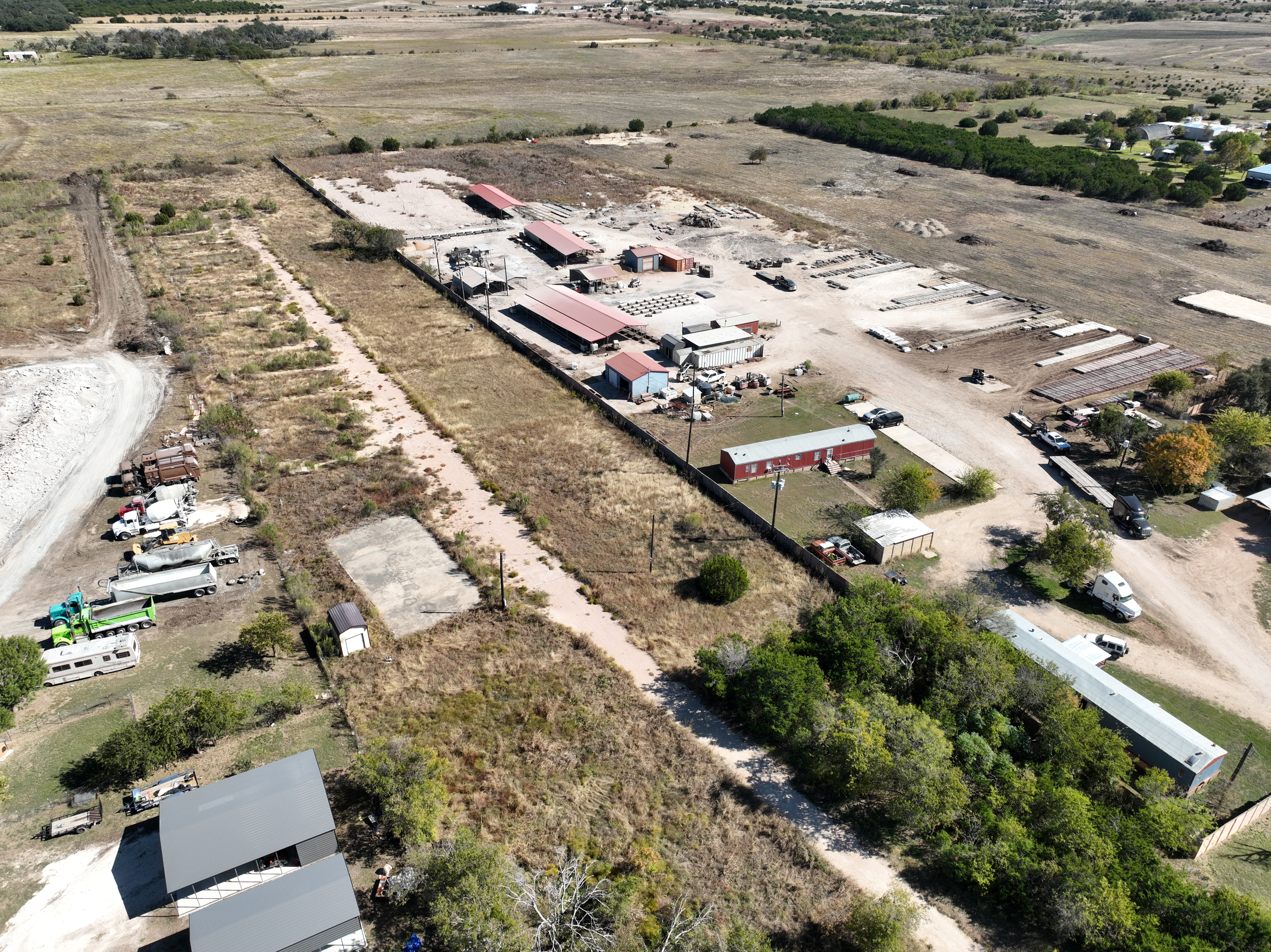 , image/jpeg - dji_fly_20251109_125428_168_1762746207164_photo.JPG Land for Sale - 11850 U.S. 183, Florence, Texas, 76527 (4)