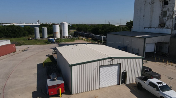 Industrial Space for Lease - 2131 Terminal Rd, Fort Worth, TX, 76106