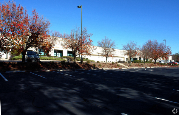 Industrial Space for Lease - 3105 Sweetwater Rd, Lawrenceville, GA, 30044