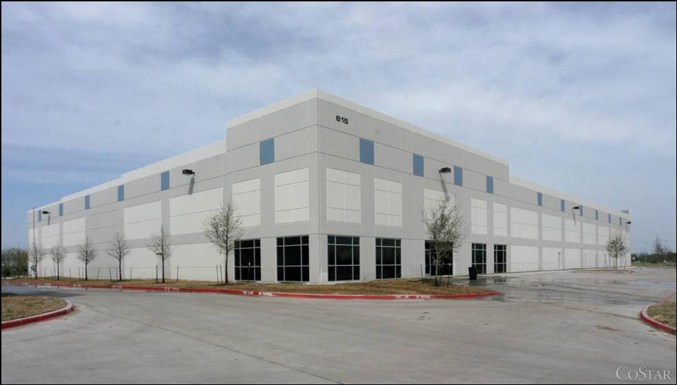 Industrial Property for Lease - 615 Freeport Pkwy, Coppell, Texas, 75019-3866 (1)