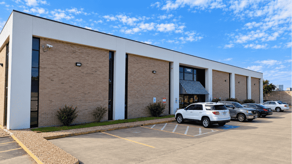 Industrial Space for Lease - 1460 Prudential Dr, Dallas, TX, 75235