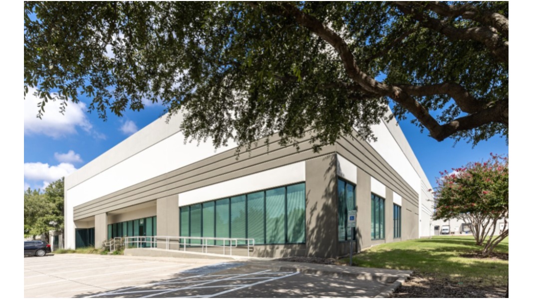 Industrial Property for Lease - 920 Minters Chapel Rd, Grapevine, Texas, 76051-4135 (1)