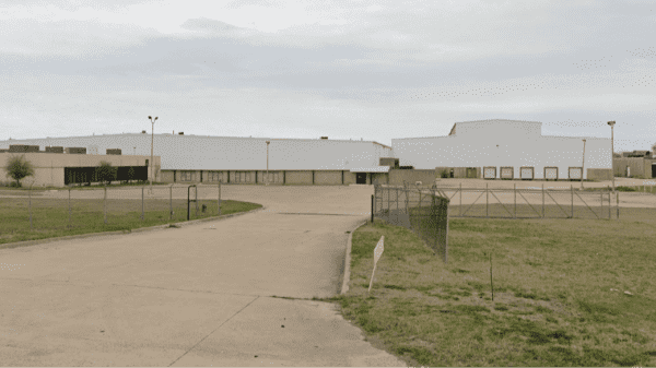 Industrial Property for Lease or Sale - 3001 S Us Highway 287, Corsicana, TX, 75109-9381
