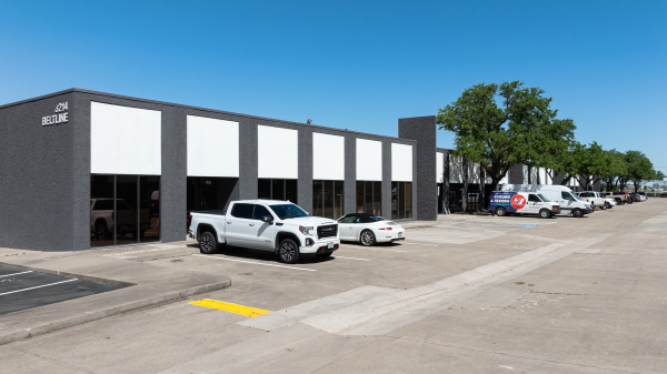 Industrial Space for Lease - 3208-3210 Belt Line Rd, Farmers Branch, TX, 75234, Suite 114