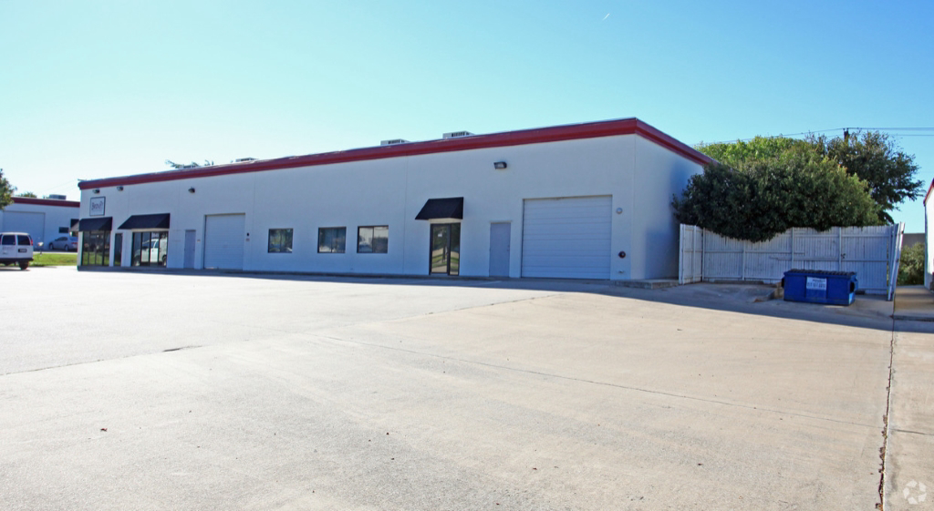 Industrial Property for Lease - 2845 Exchange Blvd, Southlake, Texas, 76092 (2)