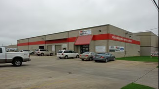 Industrial Property for Lease or Sale - 605 W Mockingbird Ln, Dallas, TX, 75247