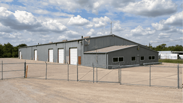 Industrial Space for Lease - 2323 Chalk Hill Rd, Dallas, TX, 75212
