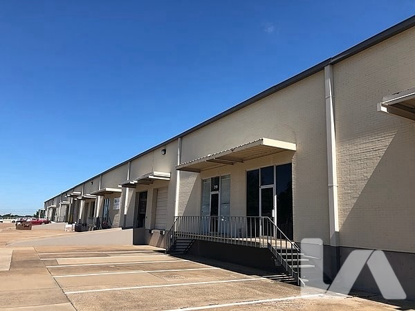 Industrial Space for Lease - 301-323 Hilltop Ave, Richardson, TX, 75081-2753, Suite 317