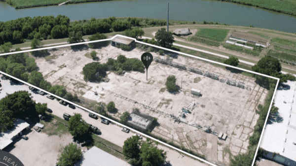 Industrial Space for Lease - 1400 Sylvania Ct, Fort Worth, TX, 76111