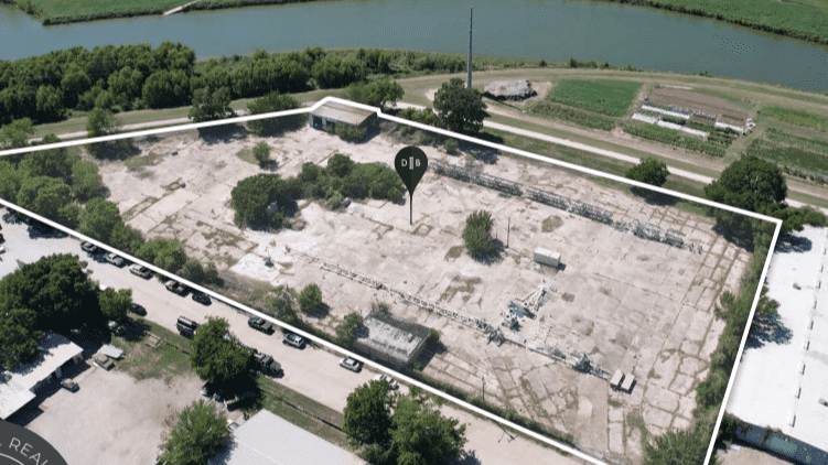 Industrial Property for Lease - 1400 Sylvania Ct, Fort Worth, Texas, 76111 (1)