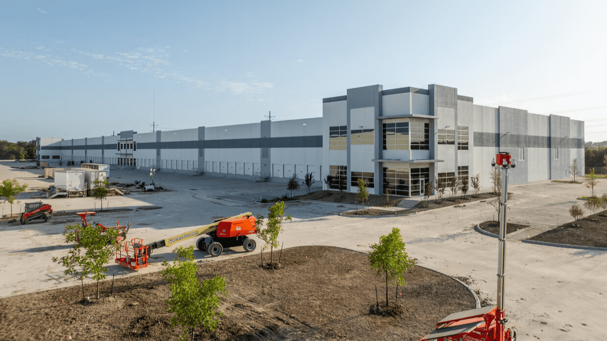 Industrial Property for Lease or Sale - 4693 Lawnview Ave, Dallas, Texas, 75227 (1)