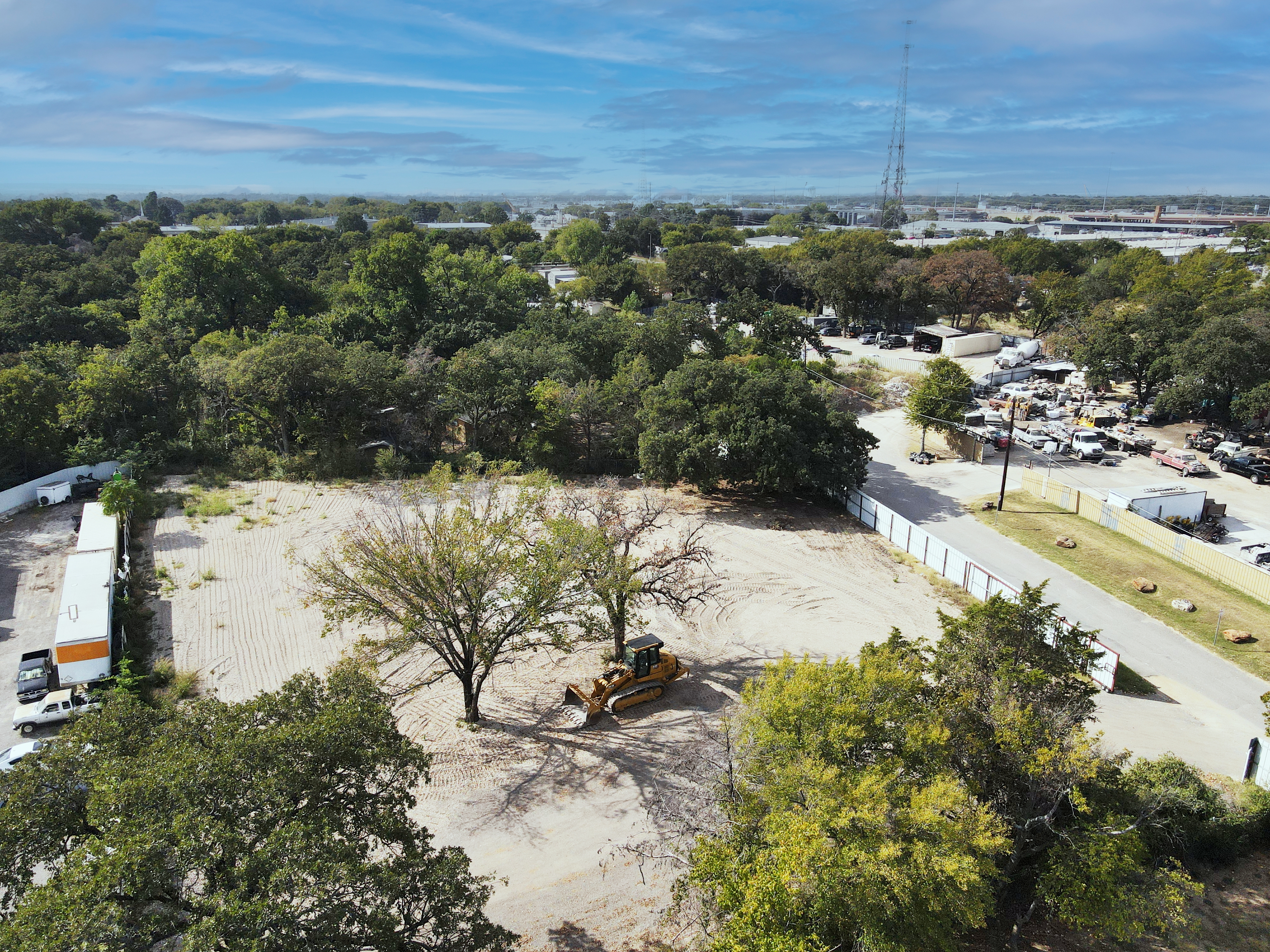 , image/jpeg - Platform 2.jpg Industrial Property for Lease or Sale - 2075 Maryland Dr, Irving, Texas, 75061 (4)