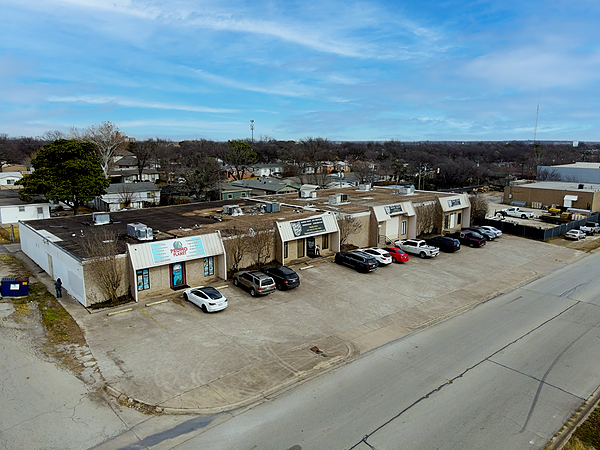 Industrial Building for Sale - 1112-1124 W Fuller Ave, Fort Worth, TX, 76115