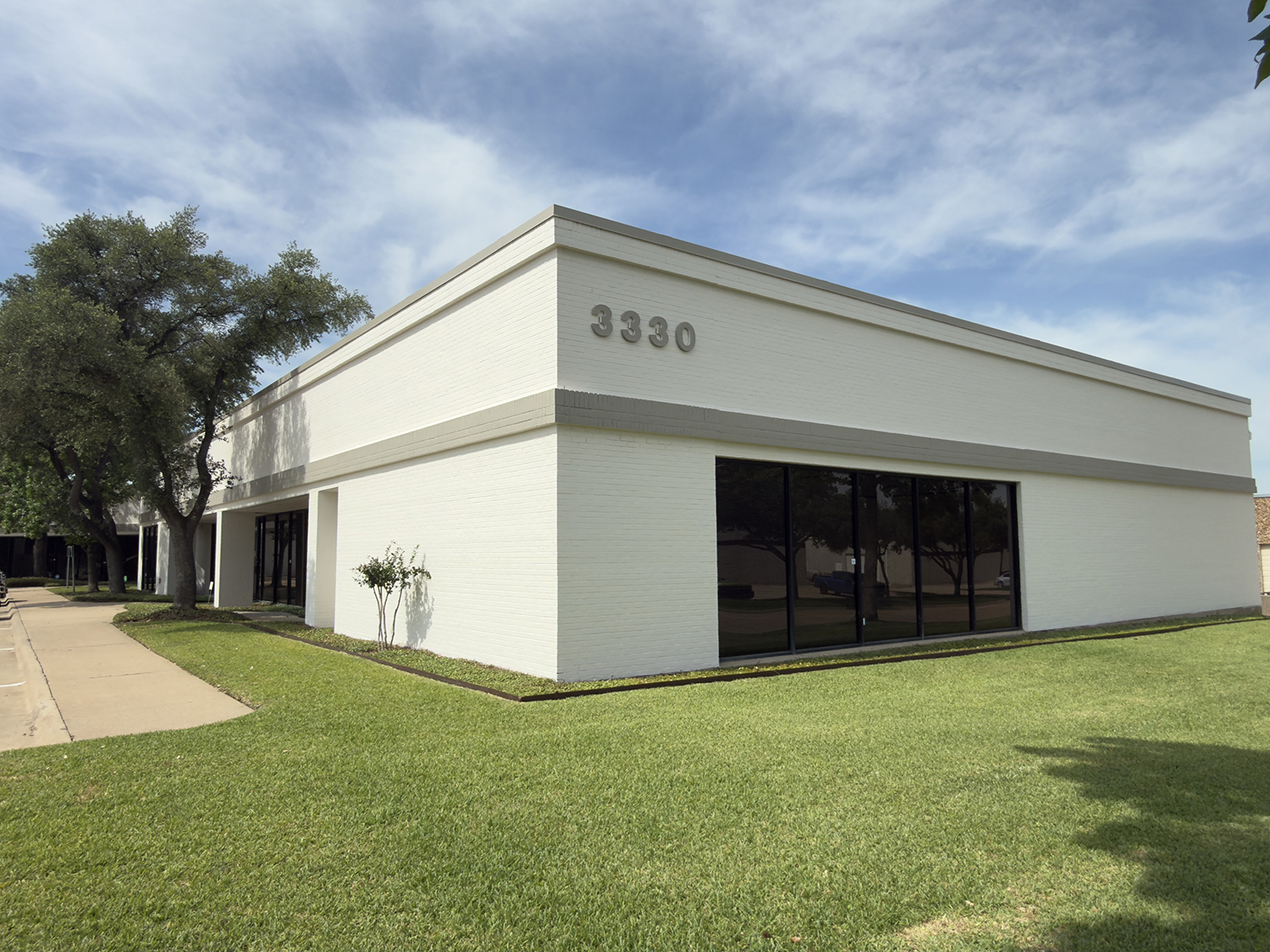 Industrial Space for Lease - 3330 Earhart Dr, Carrollton, TX, 75006-4919, Suite 100