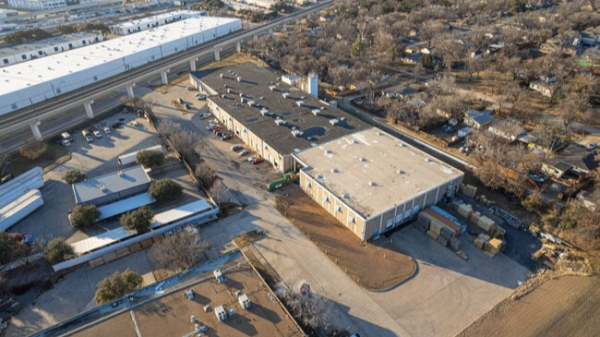 Industrial Building for Sale - 1420 Vinylex Dr, Carrollton, TX, 75006