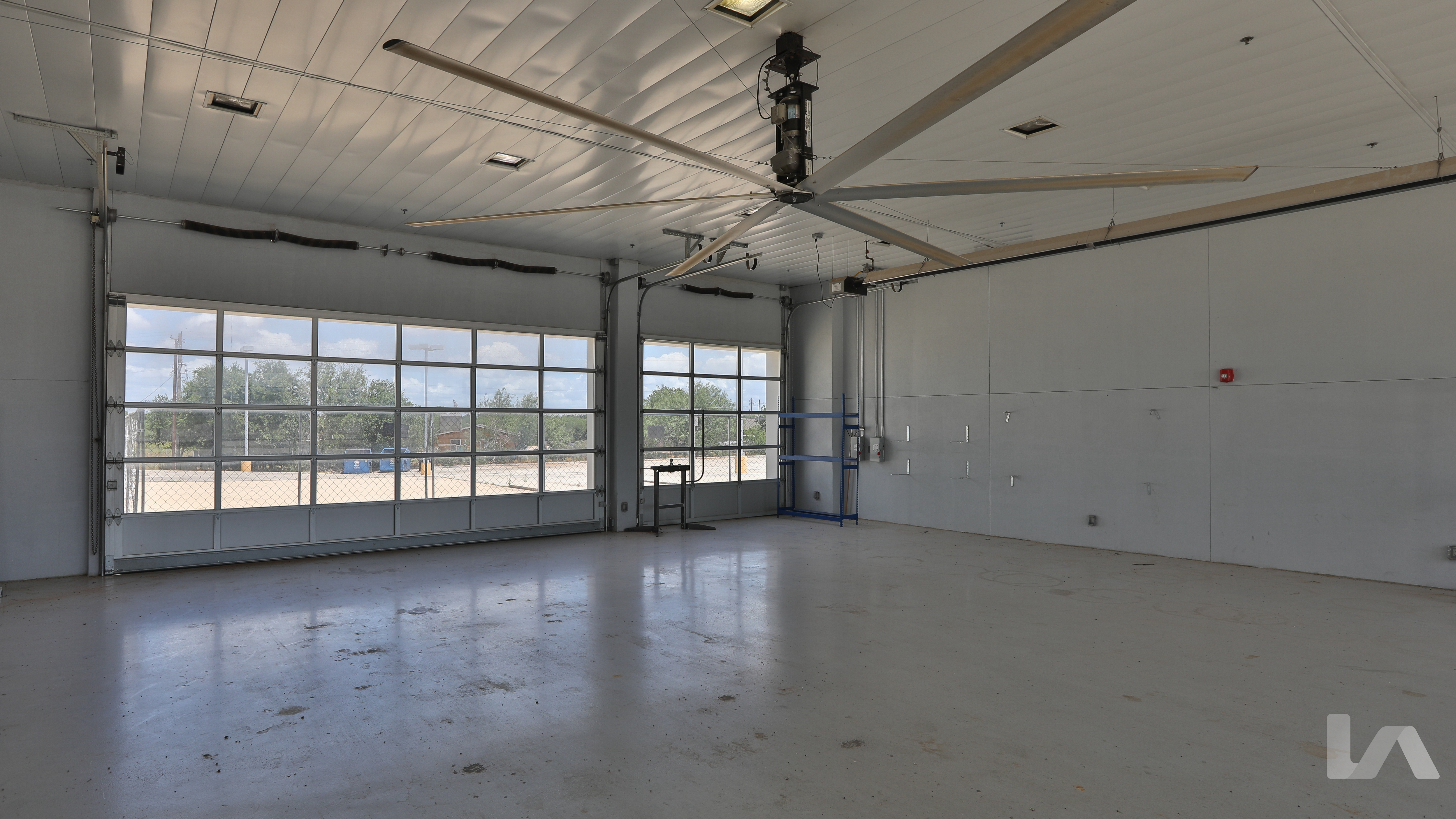 Industrial Property for Sale - 16919 IH 35, Dilley, Texas, 78017 (13)