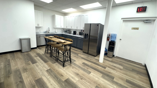 800 Security Row, Interior Building Photo - Break Room Industrial Property for Lease - 800 Security Row, Richardson, Texas, 75081-2254 (2)
