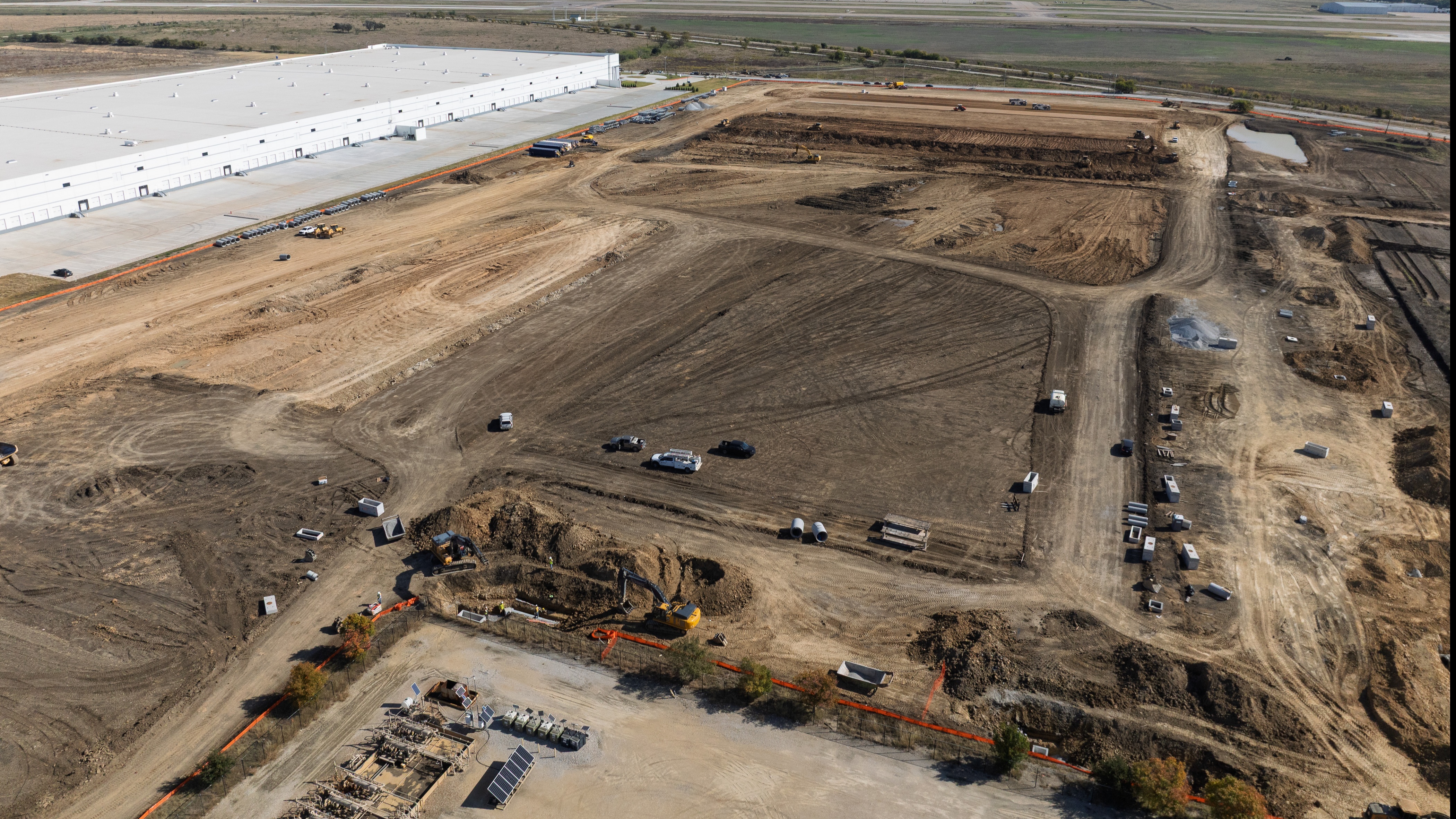 Industrial Property for Lease or Sale - 5000 Westport Pkwy, Fort Worth, Texas, 76177 (2)