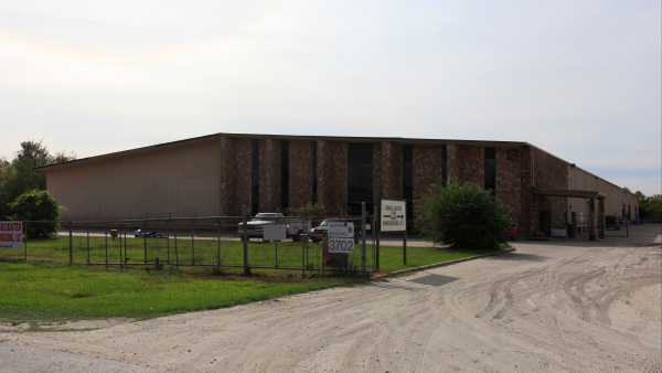 Industrial Property for Lease or Sale - 3702 Knapp Rd, Pearland, TX, 77581