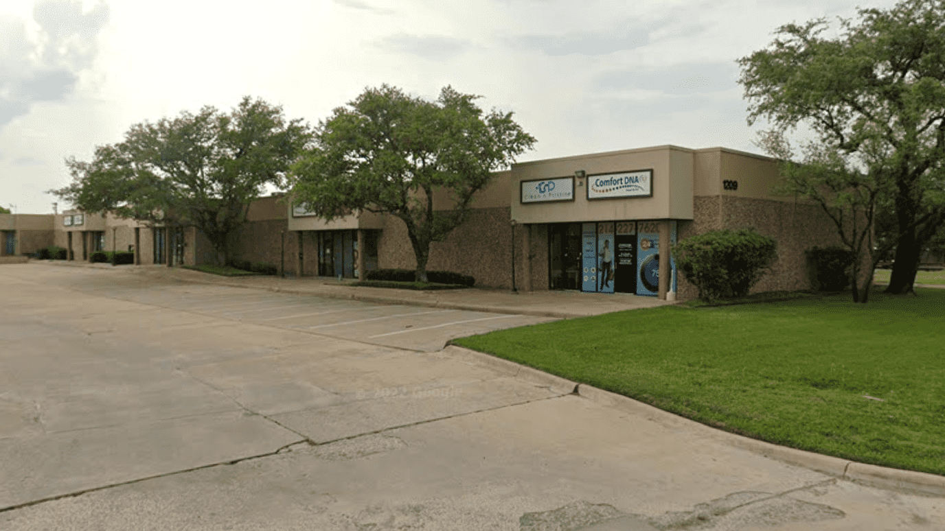 Industrial Property for Lease - 1209 N Ave, Plano, Texas, 75074 (1)