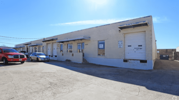 Industrial Building for Sale - 2970-2990 Congressman Ln, Dallas, TX, 75220