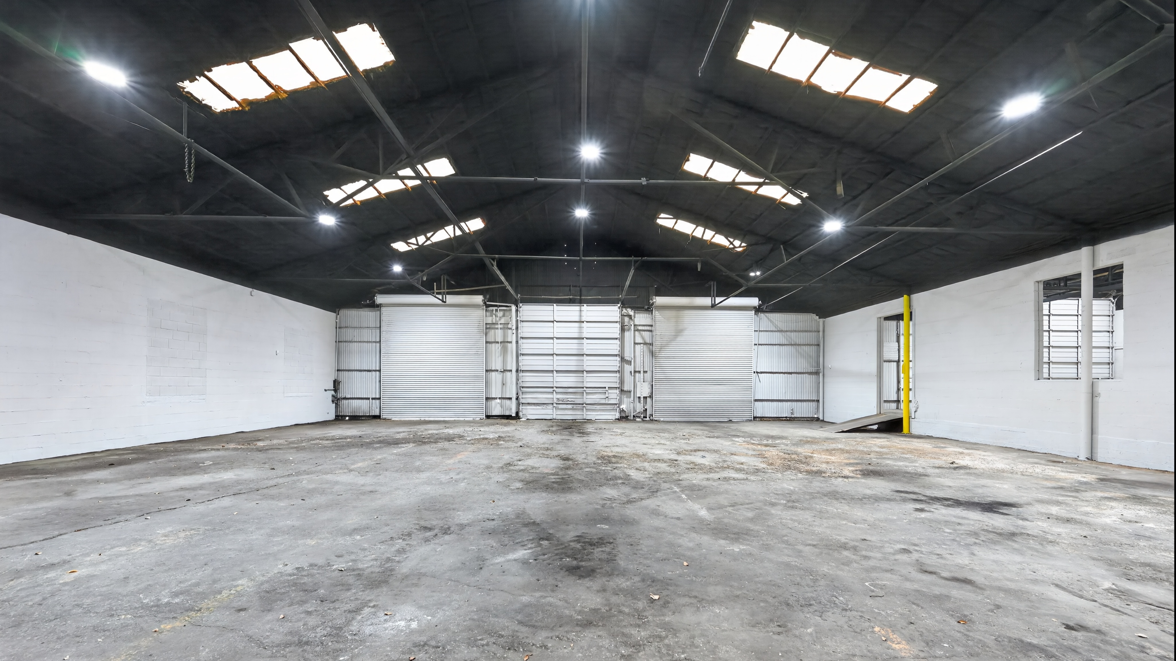 Industrial Property for Sale - 5504 Forest Hill Dr, Forest Hill, Texas, 76119 (8)