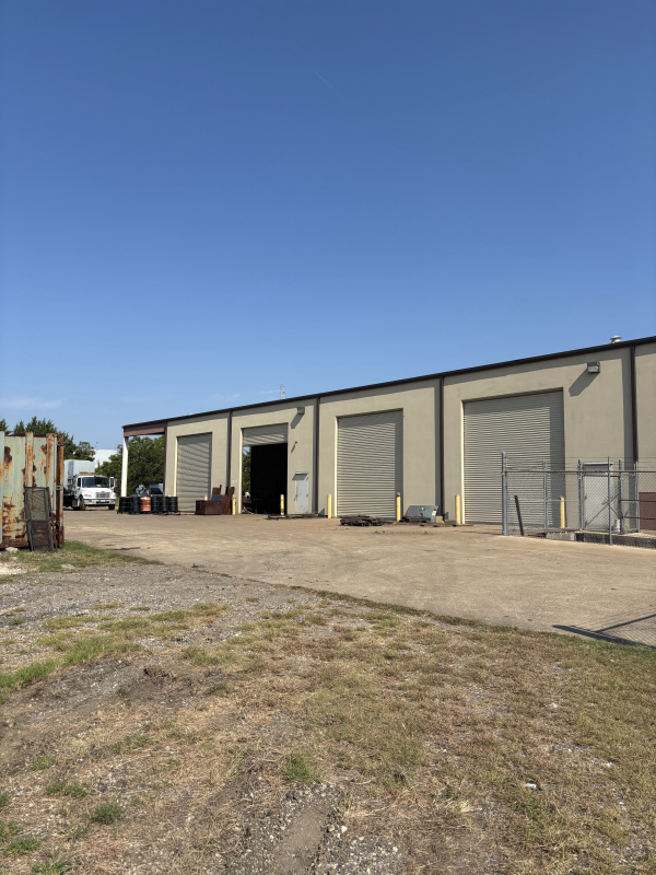 , image/jpeg - IMG_4276.jpg Industrial Property for Lease or Sale - 1515 American Way, Cedar Hill, Texas, 75104 (5)