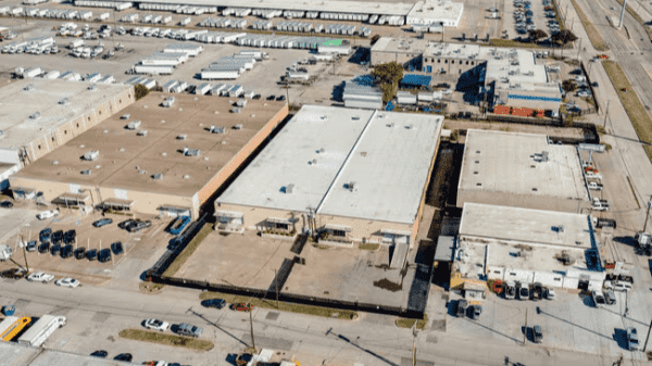 Industrial Property for Lease or Sale - 5020-5022 Sharp St, Dallas, TX, 75247