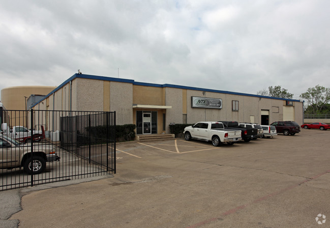 Industrial Property for Lease or Sale - 13840 Denton Dr, Farmers Branch, Texas, 75234 (3)