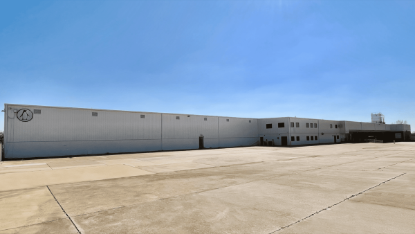 Industrial Space for Lease - 350 Garden Acres Dr, Fort Worth, TX, 76140