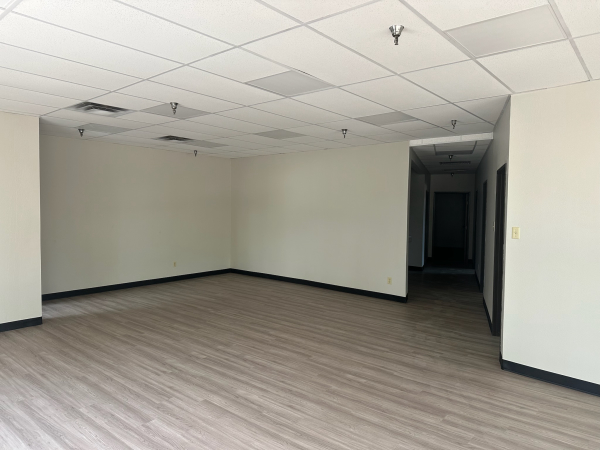 Industrial Property for Lease - 10945-10947 Alder Cir, Dallas, Texas, 75238-1354 (10)