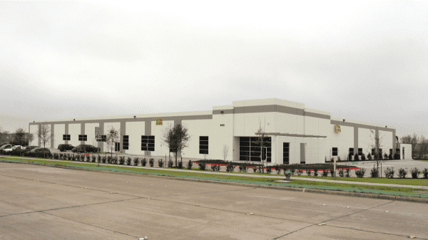 Industrial Building for Sale - 440 E Vista Ridge Mall Dr, Lewisville, TX, 75067-3704