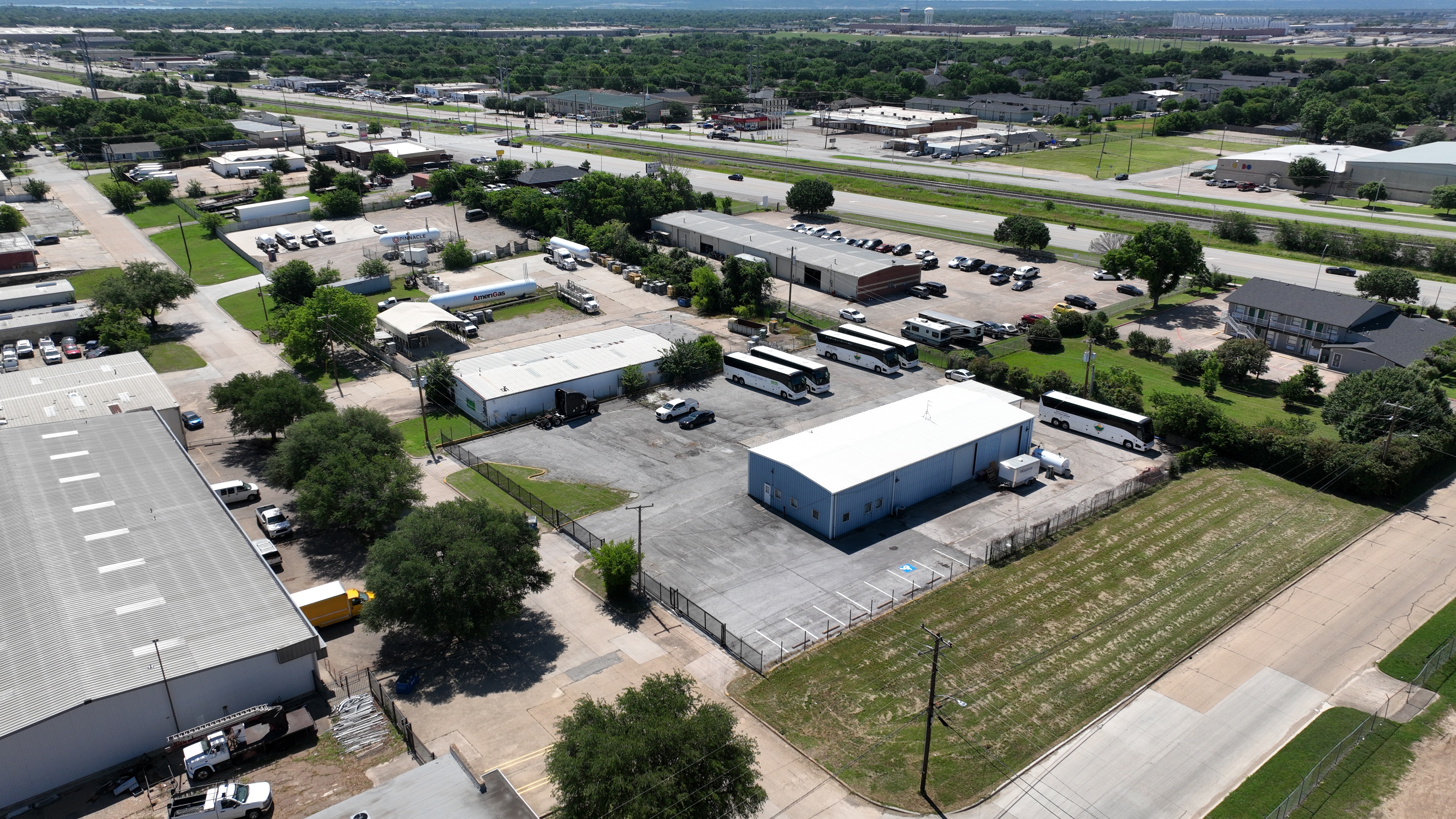 2365 Houston St, Photo - undefined Industrial Property for Lease or Sale - 2365 Houston St, Grand Prairie, Texas, 75050 (4)