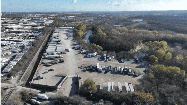 Land for Lease - 1100 Haltom Rd, Haltom City, TX, 76117