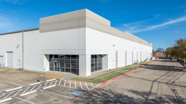 Industrial Space for Lease - 4401 Samuell Blvd - Bldg 1, Mesquite, TX, 75149-1042, Suite 200