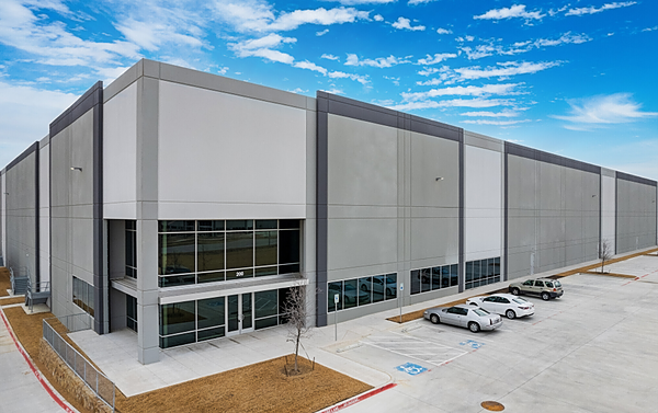 Industrial Space for Lease - 2660 Petty Pl, Fort Worth, TX, 76177-