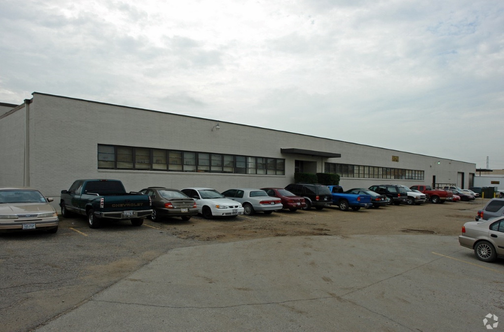 Industrial Property for Lease or Sale - 4924 Woodall St, Dallas, Texas, 75247 (1)