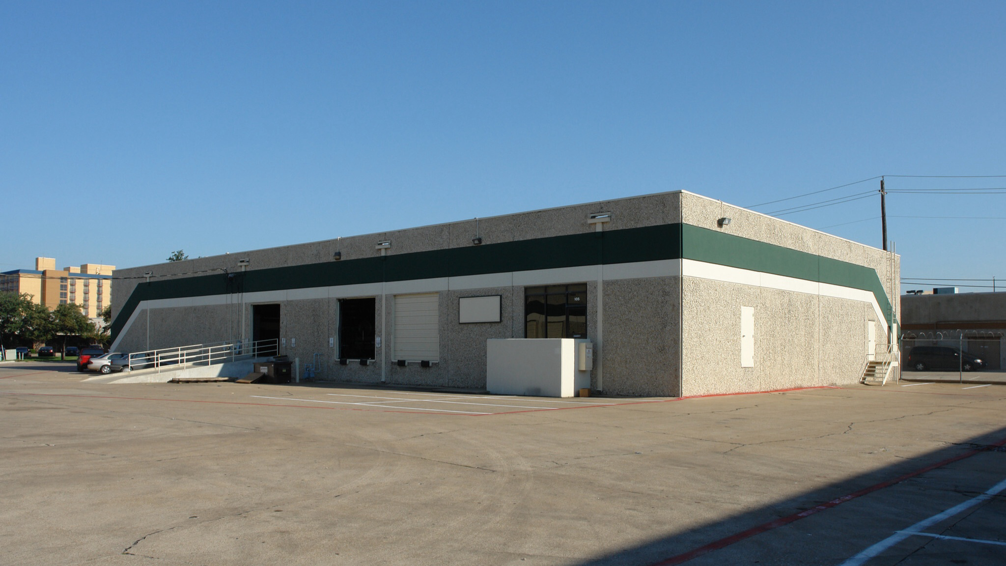 Industrial Space for Lease - 1216 Dolton Dr, Dallas, TX, 75207-2118, Suite 105